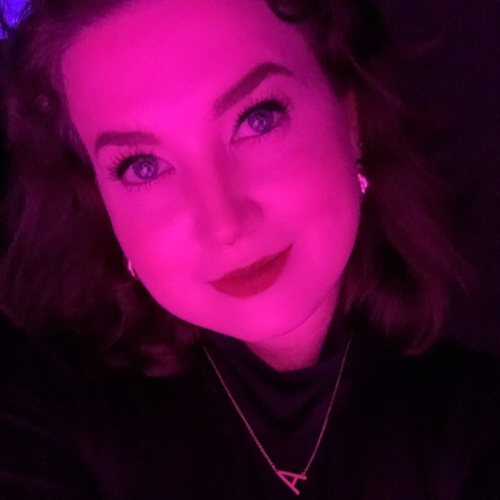 Meet your Posher, Cara